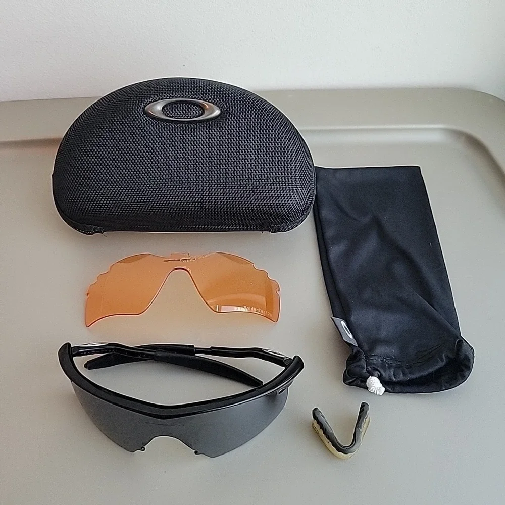 OAKLEY M Frame Sunglasses Sport Shield Wrap Cycling Baseball Black Lens USA
